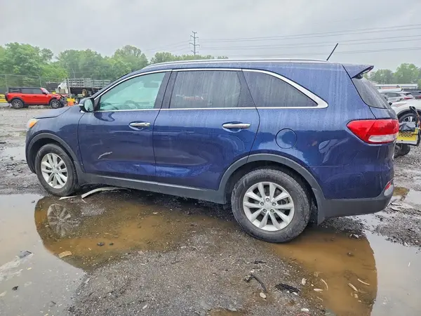 5XYPG4A33HG322373 2017 KIA SORENTO - Image 2