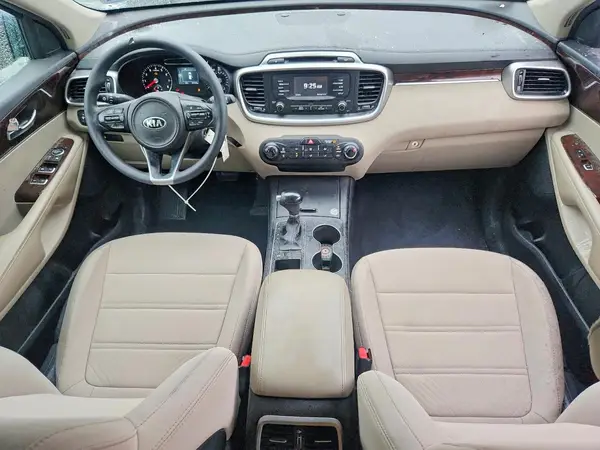 5XYPG4A33HG322373 2017 KIA SORENTO - Image 8