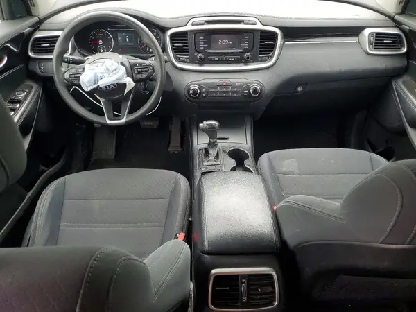5XYPG4A33HG324530 2017 KIA SORENTO - Image 8