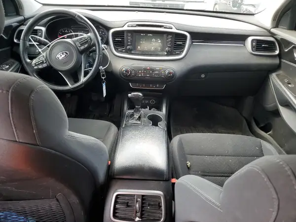 5XYPG4A33HG330585 2017 KIA SORENTO - Image 8