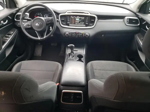 5XYPG4A33JG345593 2018 KIA SORENTO - Image 8