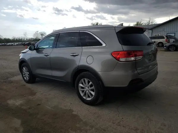 5XYPG4A33JG361793 2018 KIA SORENTO - Image 2