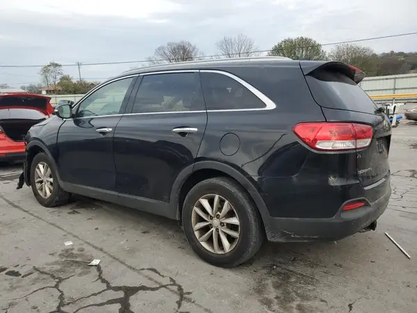 5XYPG4A33JG365035 2018 KIA SORENTO - Image 2