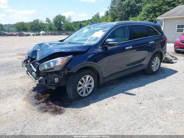 5XYPG4A33JG370185 2018 KIA SORENTO - Image 2