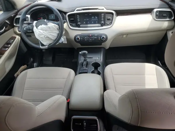 5XYPG4A33JG372132 2018 KIA SORENTO - Image 8