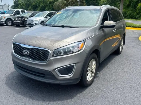 5XYPG4A33JG378965 2018 KIA SORENTO - Image 2