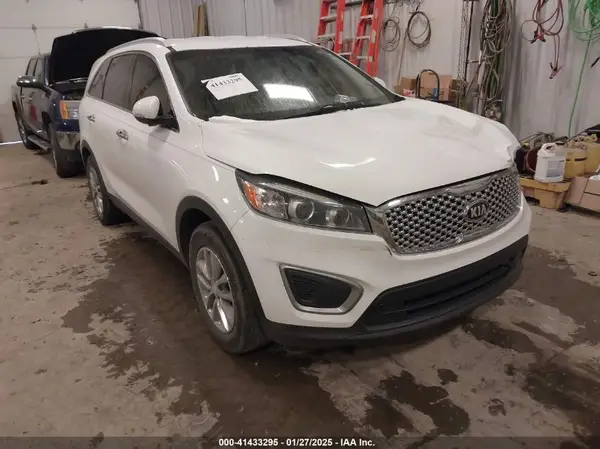 5XYPG4A33JG379078 2018 KIA SORENTO - Image 1