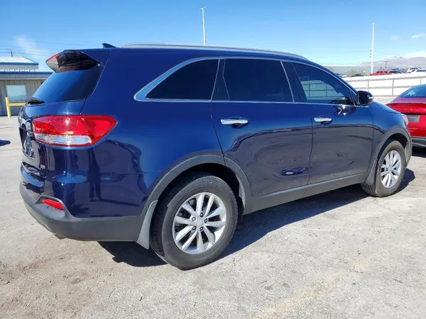 5XYPG4A33JG384992 2018 KIA SORENTO - Image 2