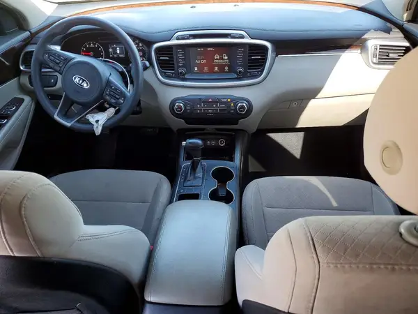 5XYPG4A33JG384992 2018 KIA SORENTO - Image 8