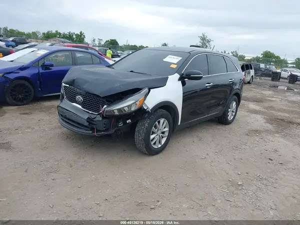 5XYPG4A33JG387455 2018 KIA SORENTO - Image 2