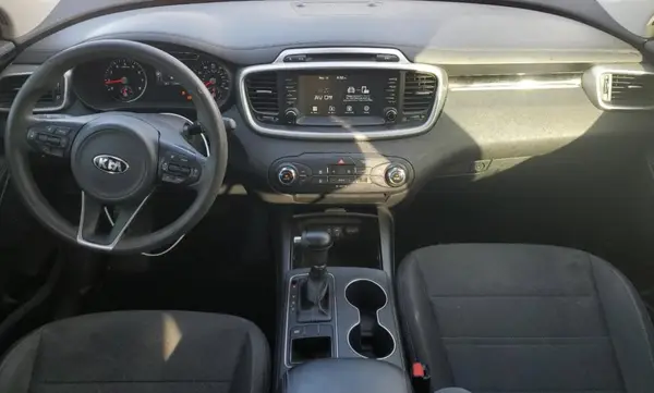 5XYPG4A33JG387939 2018 KIA SORENTO - Image 8