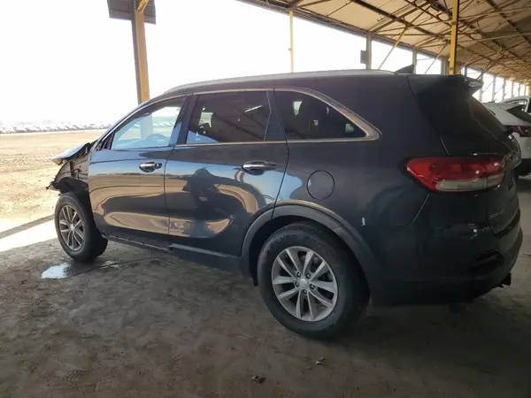 5XYPG4A33JG395779 2018 KIA SORENTO - Image 2