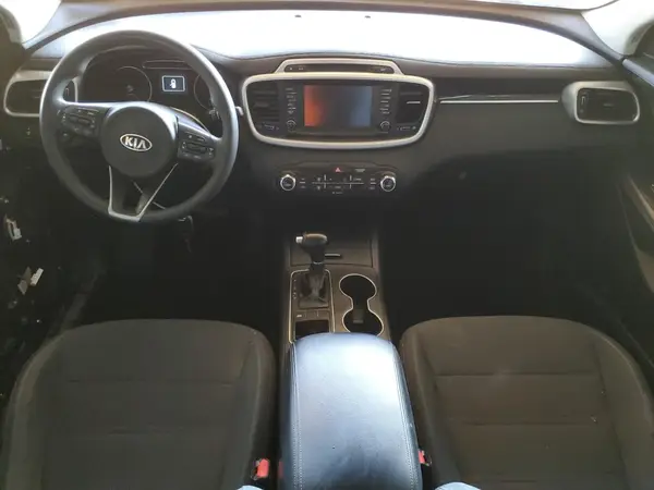 5XYPG4A33JG395779 2018 KIA SORENTO - Image 8