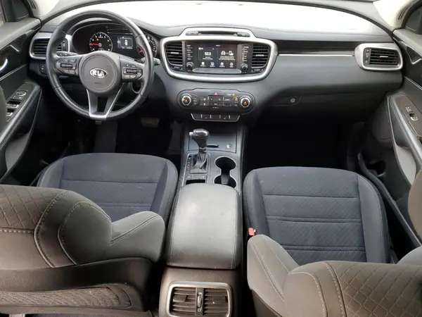 5XYPG4A33JG402682 2018 KIA SORENTO - Image 8