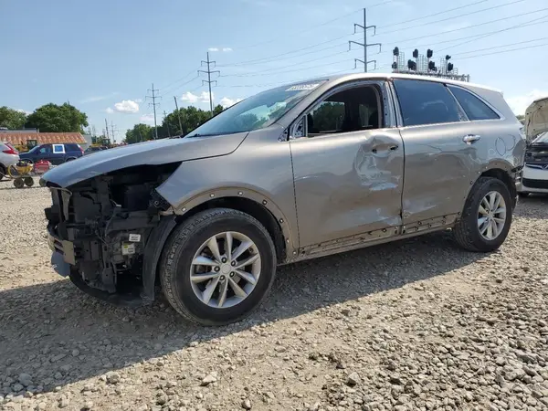 5XYPG4A33JG408661 2018 KIA SORENTO - Image 1