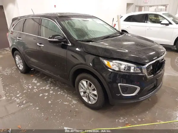 5XYPG4A33JG412399 2018 KIA SORENTO - Image 1