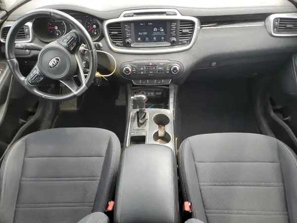 5XYPG4A33JG415593 2018 KIA SORENTO - Image 8