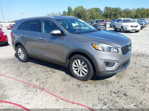 5XYPG4A33JG416825 2018 KIA SORENTO - Image 1