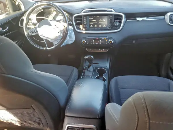 5XYPG4A33JG419286 2018 KIA SORENTO - Image 8