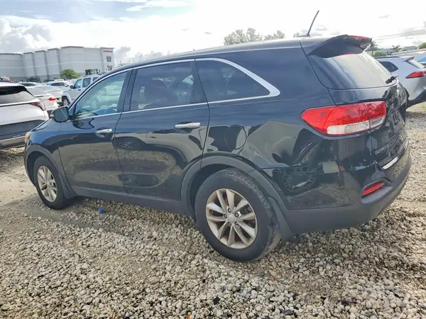 5XYPG4A33JG424777 2018 KIA SORENTO - Image 2
