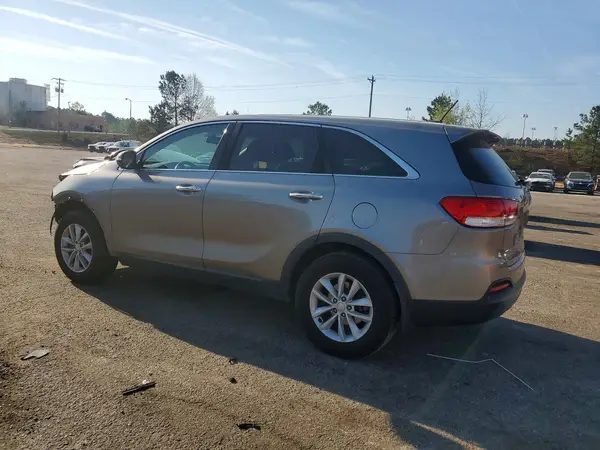 5XYPG4A33JG427260 2018 KIA SORENTO - Image 2