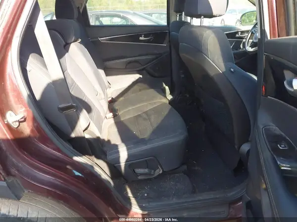 5XYPG4A33JG430501 2018 KIA SORENTO - Image 8