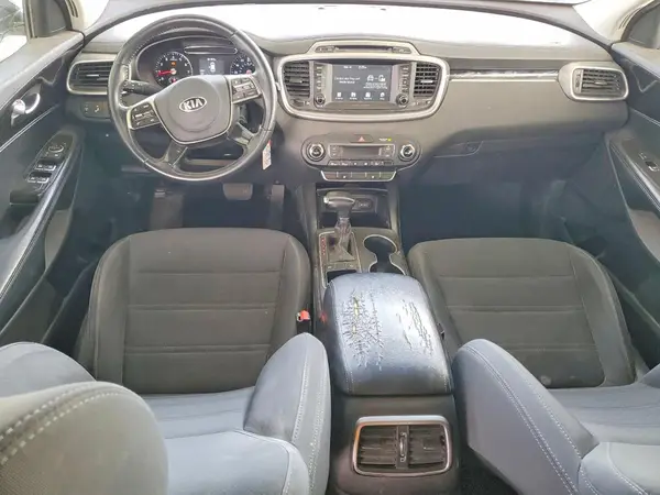 5XYPG4A33KG439331 2019 KIA SORENTO - Image 8