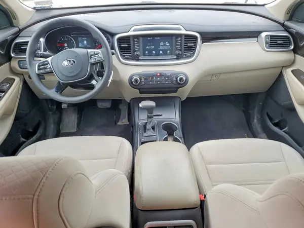 5XYPG4A33KG450670 2019 KIA SORENTO - Image 8