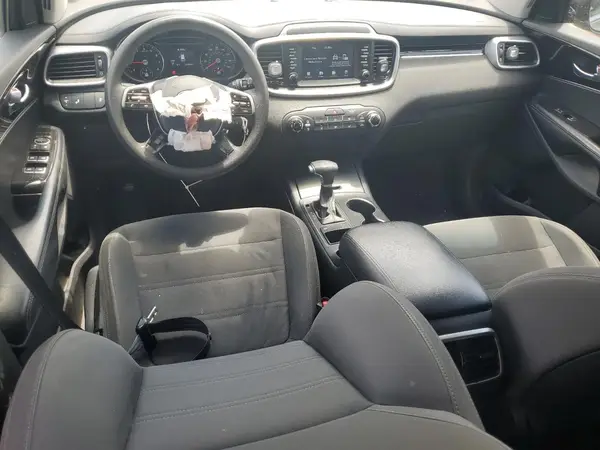 5XYPG4A33KG464701 2019 KIA SORENTO - Image 8