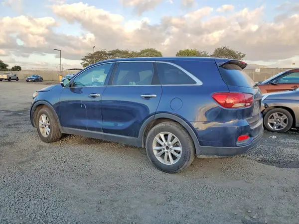 5XYPG4A33KG504789 2019 KIA SORENTO - Image 2