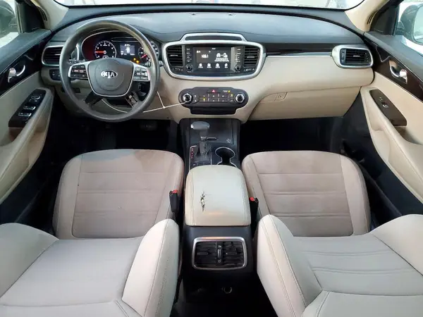 5XYPG4A33KG504789 2019 KIA SORENTO - Image 8