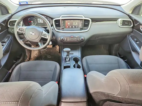 5XYPG4A33KG511287 2019 KIA SORENTO - Image 8