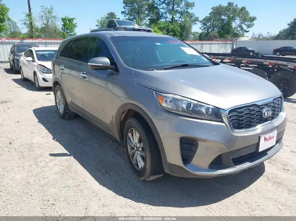 5XYPG4A33KG512634 2019 KIA SORENTO - Image 1