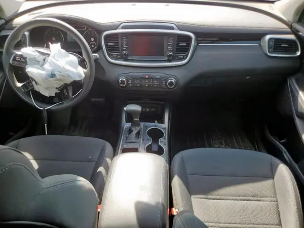 5XYPG4A33KG514044 2019 KIA SORENTO - Image 8