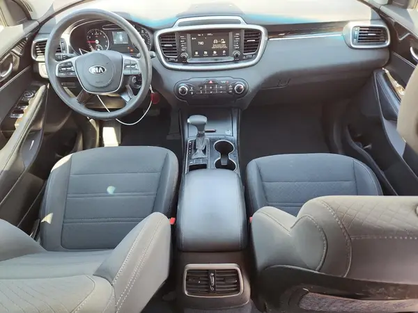 5XYPG4A33KG514464 2019 KIA SORENTO - Image 8