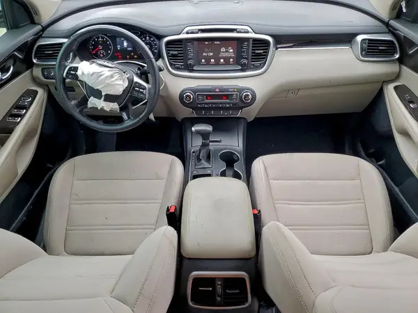5XYPG4A33KG514982 2019 KIA SORENTO - Image 8