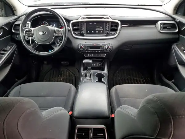 5XYPG4A33KG523925 2019 KIA SORENTO - Image 8