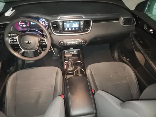 5XYPG4A33KG529756 2019 KIA SORENTO - Image 8