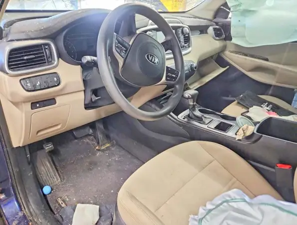 5XYPG4A33KG530017 2019 KIA SORENTO - Image 8