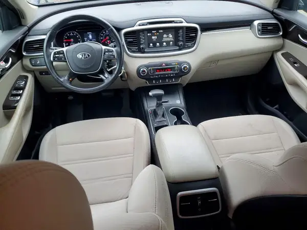 5XYPG4A33KG531295 2019 KIA SORENTO - Image 8