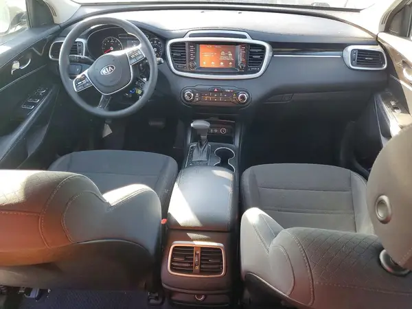 5XYPG4A33KG534701 2019 KIA SORENTO - Image 8
