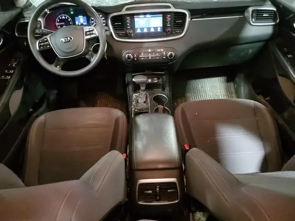 5XYPG4A33KG538313 2019 KIA SORENTO - Image 8