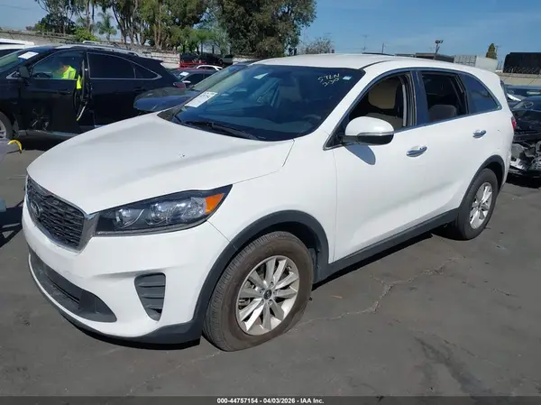 5XYPG4A33KG539980 2019 KIA SORENTO - Image 2