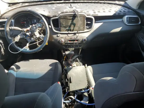 5XYPG4A33KG542099 2019 KIA SORENTO - Image 8