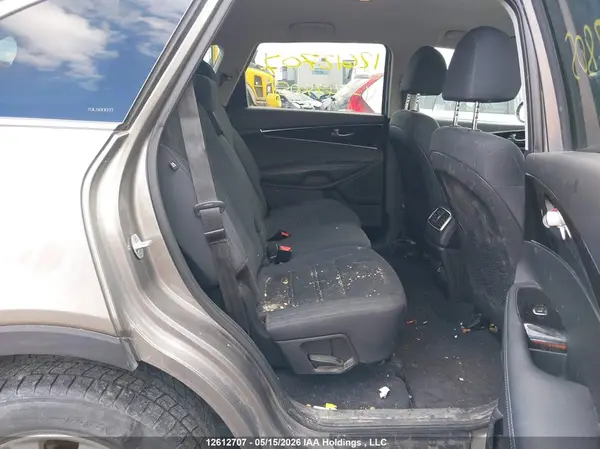 5XYPG4A33KG547805 2019 KIA SORENTO - Image 8