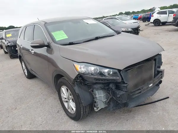 5XYPG4A33KG548114 2019 KIA SORENTO - Image 1