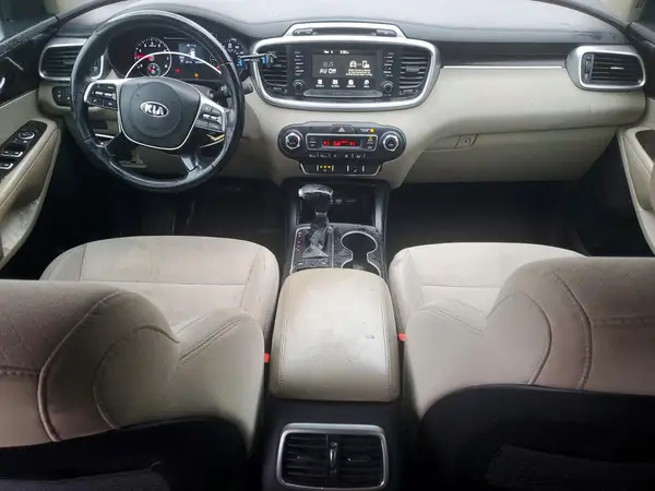 5XYPG4A33KG548355 2019 KIA SORENTO - Image 8