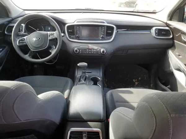 5XYPG4A33KG550753 2019 KIA SORENTO - Image 8