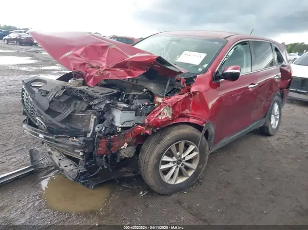 5XYPG4A33KG553829 2019 KIA SORENTO - Image 2