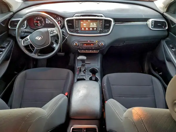 5XYPG4A33KG554169 2019 KIA SORENTO - Image 8